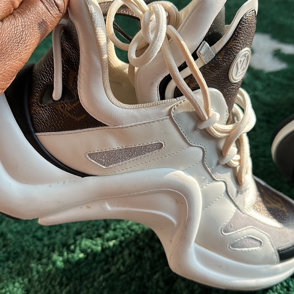 LOUIS VUITTON ARCHLIGHT SNEAKERS 39.5 - Picture 5 of 6